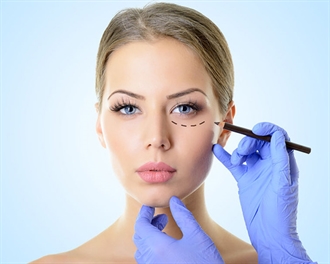 La medicina estética llega a Navalmoral de la mano de Clinicas T.M.I.