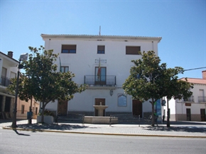 Polémica en Talayuela porque el Ayuntamiento no da a conocer los 2 nuevos casos de covid